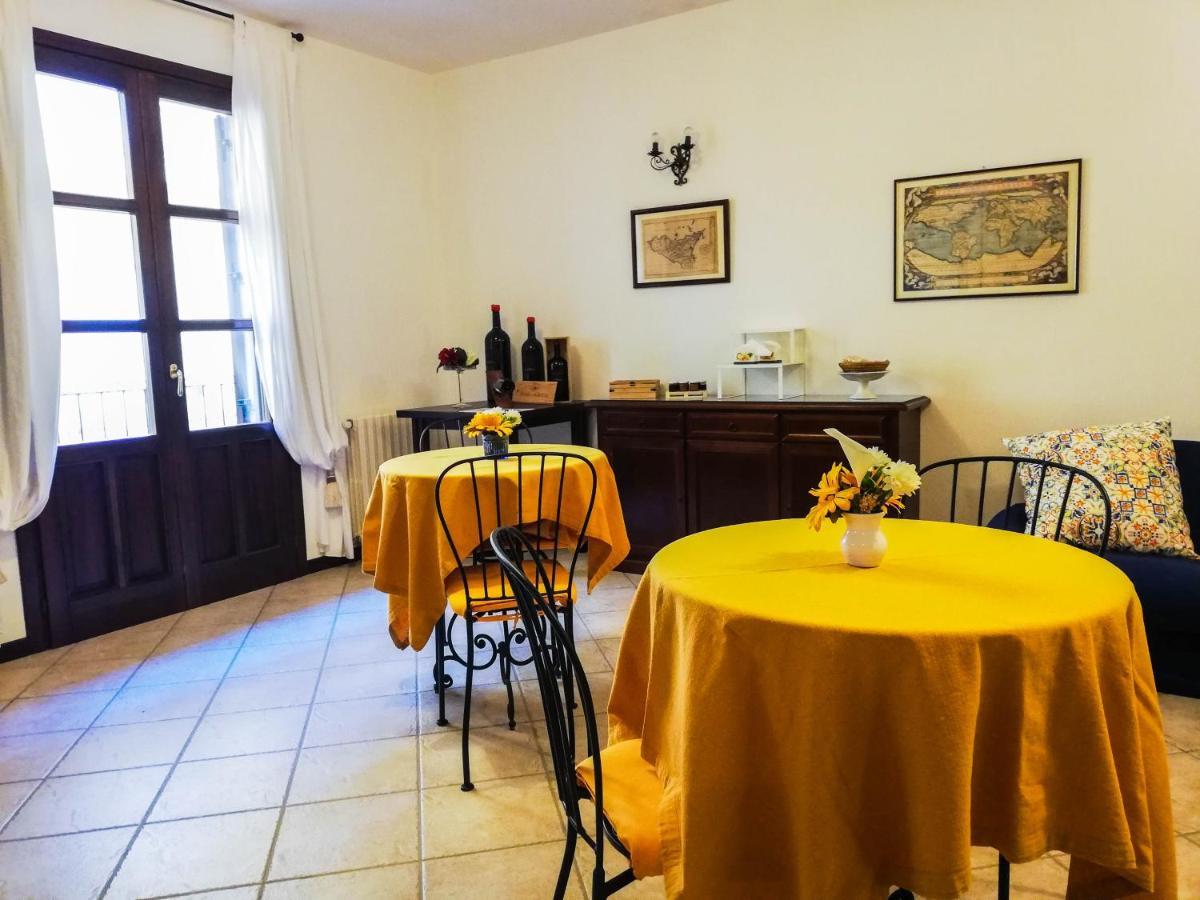 Terre Di Gratia Bed & Breakfast Camporeale ภายนอก รูปภาพ